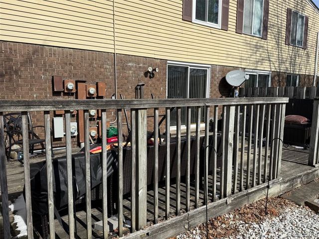 24116 Quad Park Lane 4, Clinton Township, MI 48035