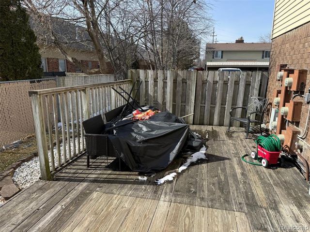 24116 Quad Park Lane 4, Clinton Township, MI 48035