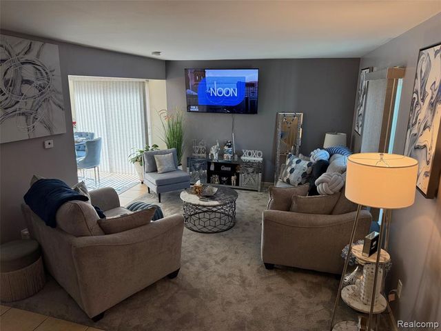 24116 Quad Park Lane 4, Clinton Township, MI 48035