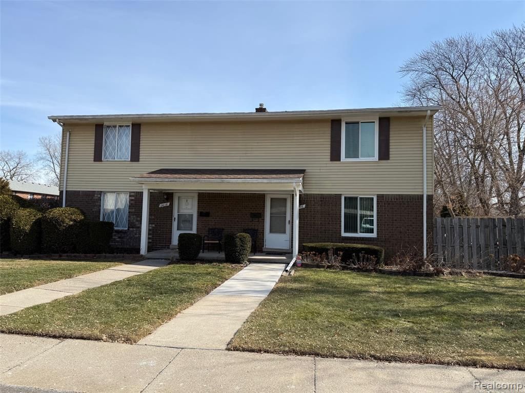 24116 Quad Park Lane 4, Clinton Township, MI 48035