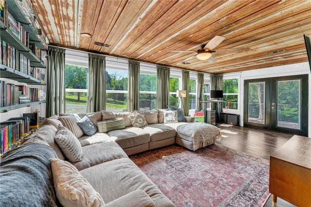 13688 S Highway 45, Lincoln, AR 72744