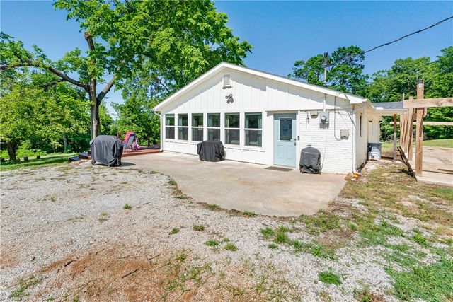 13688 S Highway 45, Lincoln, AR 72744