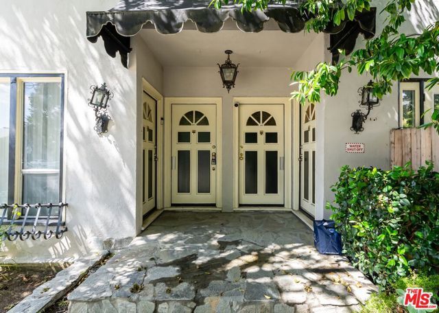 807 N June Street, Los Angeles, CA 90038