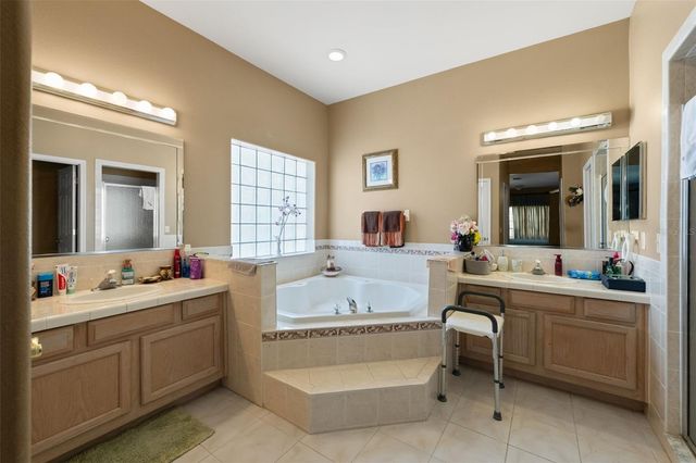 12932 LAKESHORE DRIVE, Clermont, FL 34711