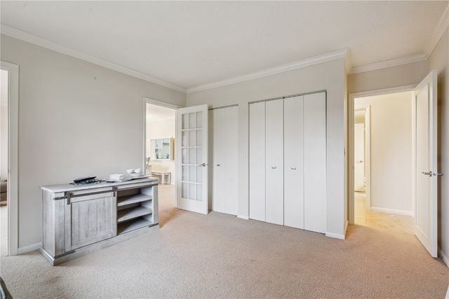 100 Thompson Dr SE 116, Cedar Rapids, IA 52403