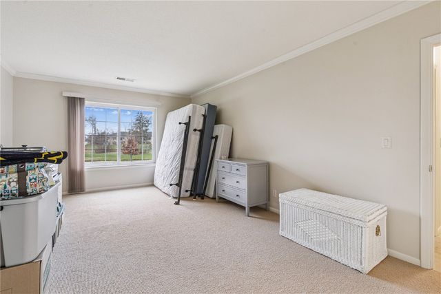 100 Thompson Dr SE 116, Cedar Rapids, IA 52403