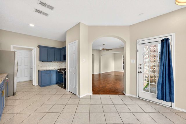 2124 Newport Drive, Flower Mound, TX 75028