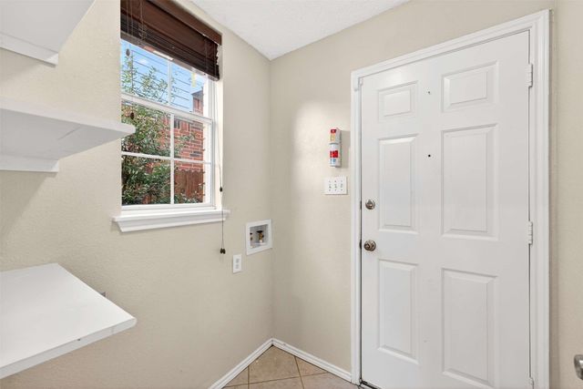 2124 Newport Drive, Flower Mound, TX 75028