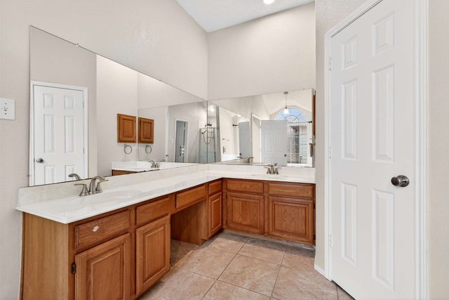 2124 Newport Drive, Flower Mound, TX 75028