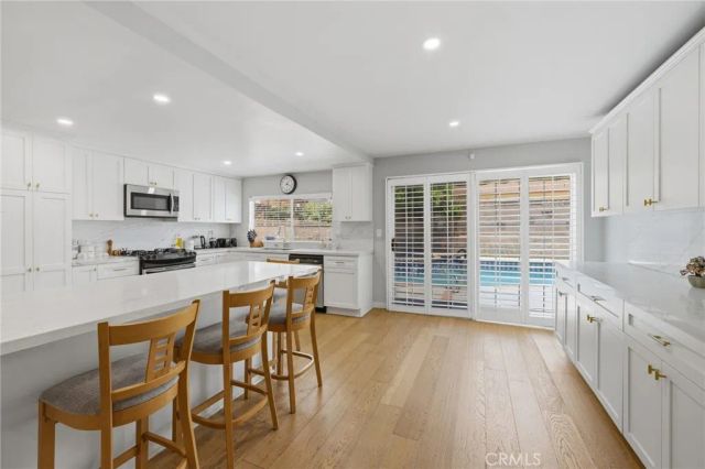 6206 Hesperia Avenue, Encino, CA 91316