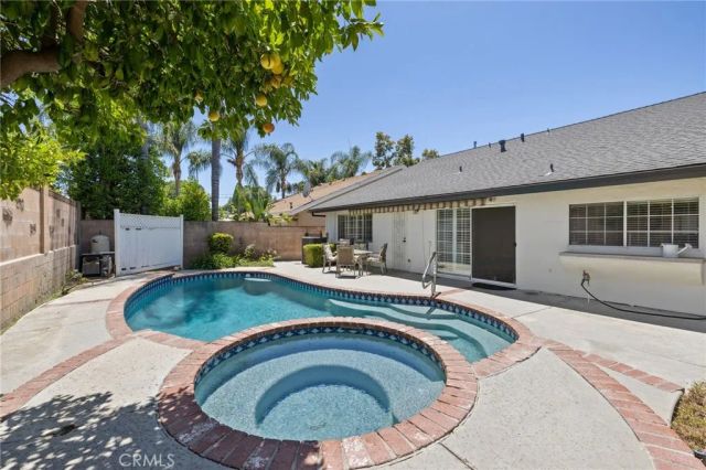 6206 Hesperia Avenue, Encino, CA 91316