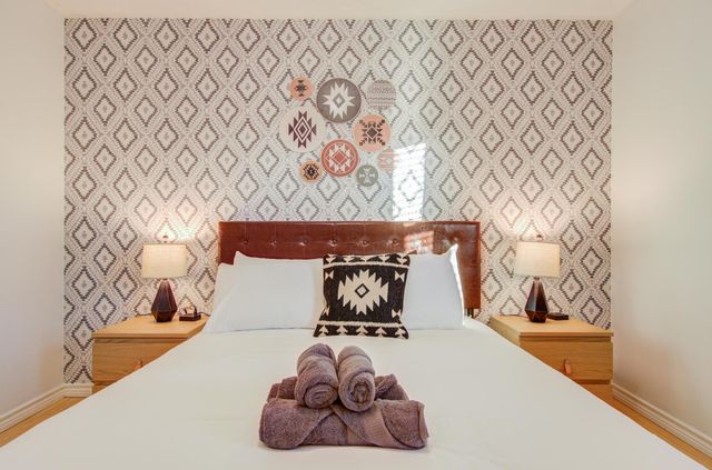 9614 Springmont Drive, Houston, TX 77080