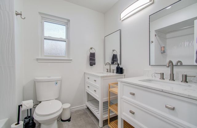 9614 Springmont Drive, Houston, TX 77080