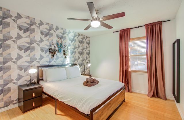 9614 Springmont Drive, Houston, TX 77080