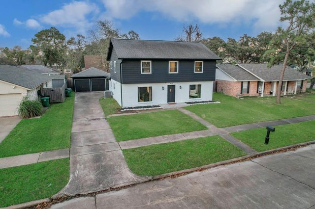 9614 Springmont Drive, Houston, TX 77080