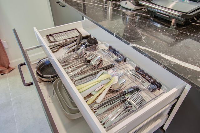 9614 Springmont Drive, Houston, TX 77080