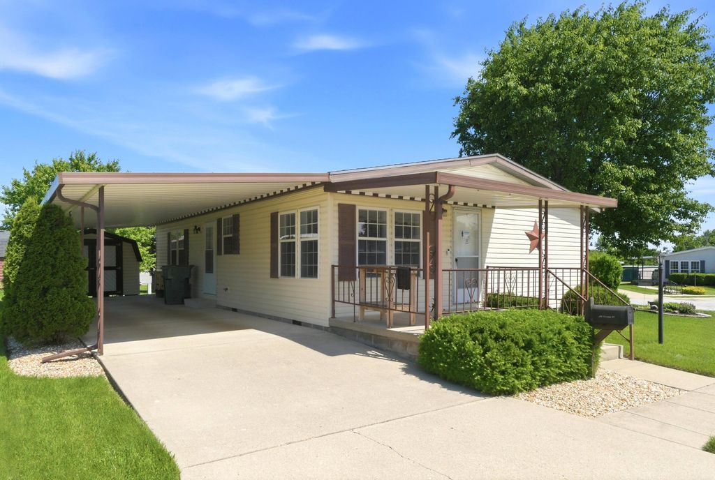 306 Village Court 306 Village Court, Fairborn, OH 45324