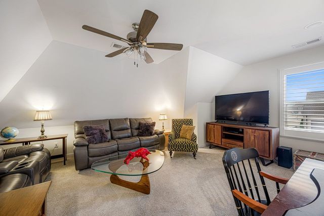 661 WOODLAND FOX LN, Unincorporated, TN 38018