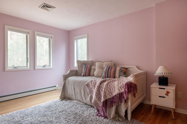 51 Barnum Road, Windham, NY 12496