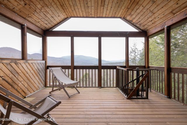 51 Barnum Road, Windham, NY 12496