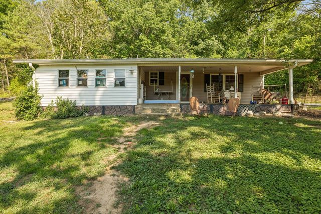 180 Lock Seven Ln, Carthage, TN 37030