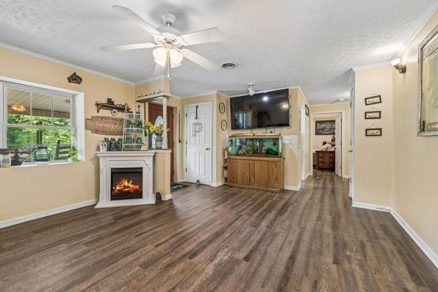 180 Lock Seven Ln, Carthage, TN 37030