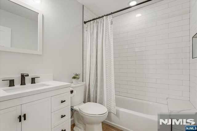110 Coccio Drive 110, West Orange, NJ 07052