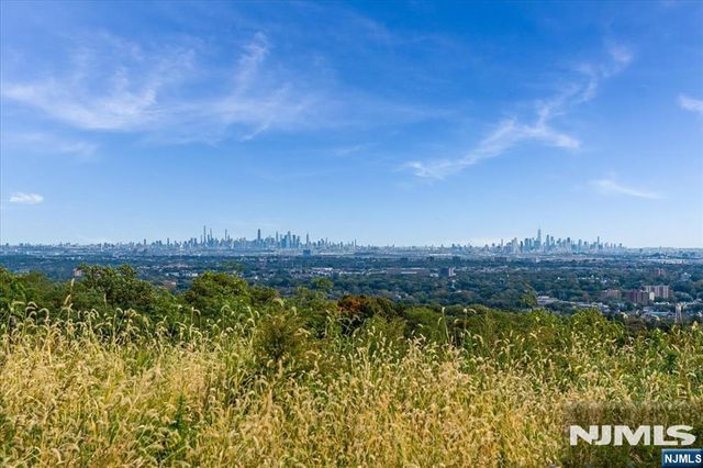 110 Coccio Drive 110, West Orange, NJ 07052