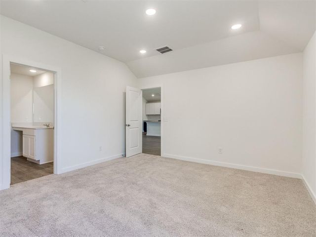 2051 Brush Creek Way, Newcastle, OK 73065