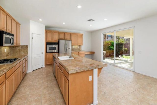 32619 Cottonwood Road, Winchester, CA 92596