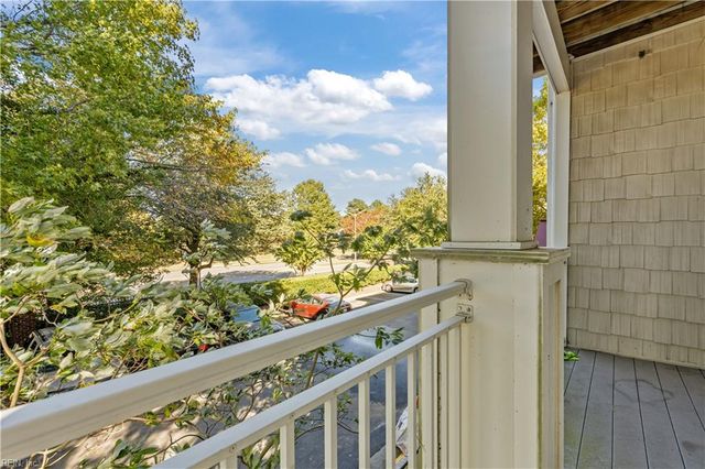 5329 Warminster Dr Unit 202, Virginia Beach, VA 23455