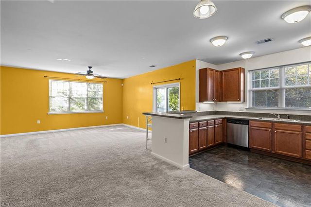 5329 Warminster Dr Unit 202, Virginia Beach, VA 23455