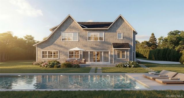 314.2 N Magee Street, Southampton, NY 11968