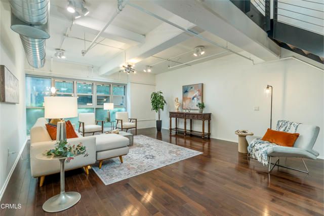 510 S Hewitt Street 106, Los Angeles, CA 90013