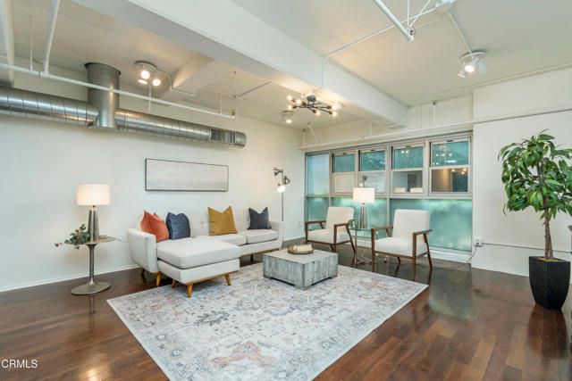 510 S Hewitt Street 106, Los Angeles, CA 90013