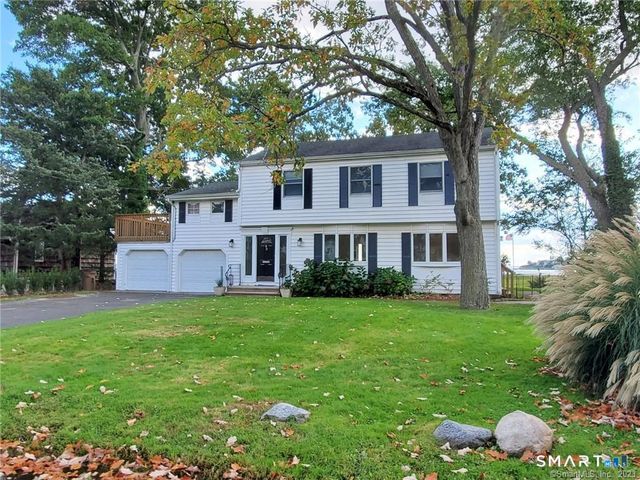 89 Kenilworth Drive West, Stamford, CT 06902
