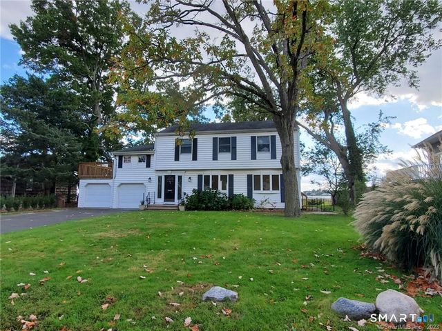 89 Kenilworth Drive West, Stamford, CT 06902