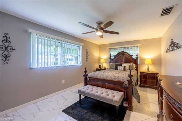 531 Pangola DR, North Fort Myers, FL 33903