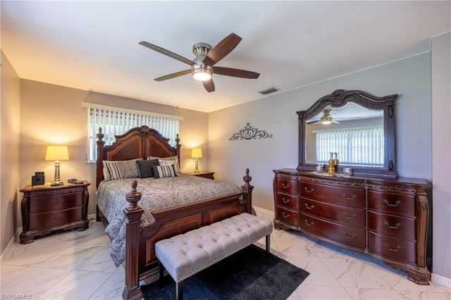 531 Pangola DR, North Fort Myers, FL 33903