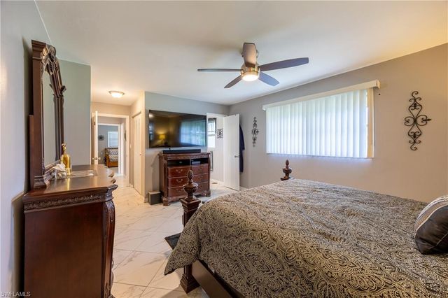 531 Pangola DR, North Fort Myers, FL 33903