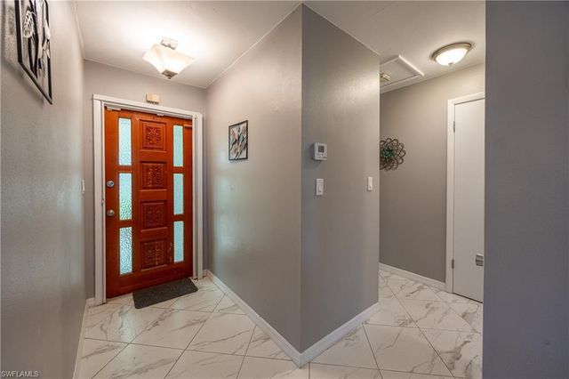 531 Pangola DR, North Fort Myers, FL 33903