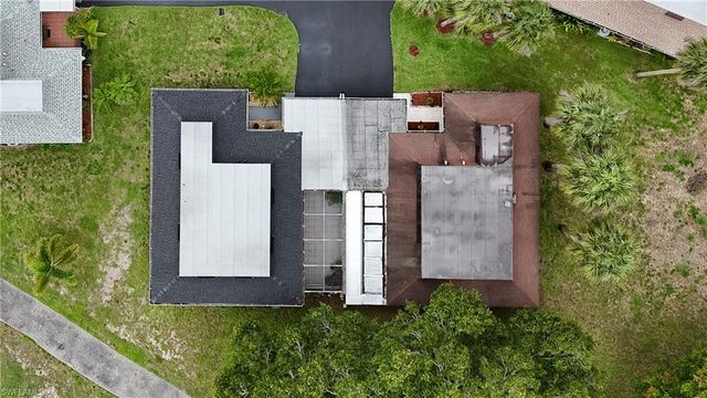 531 Pangola DR, North Fort Myers, FL 33903