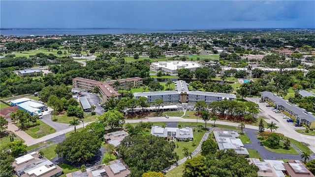 531 Pangola DR, North Fort Myers, FL 33903