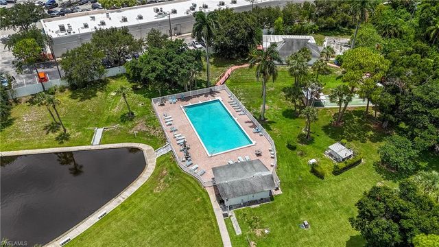 531 Pangola DR, North Fort Myers, FL 33903