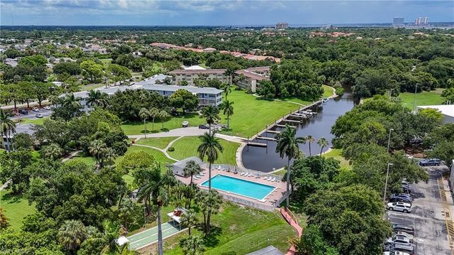 531 Pangola DR, North Fort Myers, FL 33903