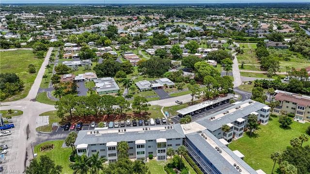 531 Pangola DR, North Fort Myers, FL 33903