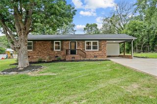 249 Farmbrook Drive, Denton, NC 27239