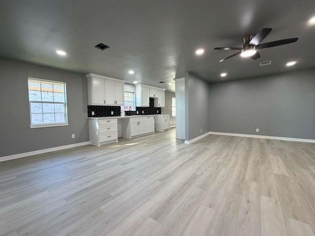 7715 Catalina Lane, Houston, TX 77075