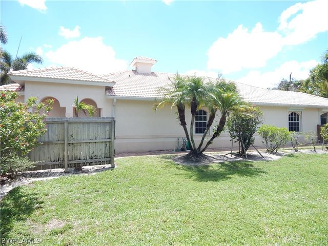 770 105th AVE N, Naples, FL 34108