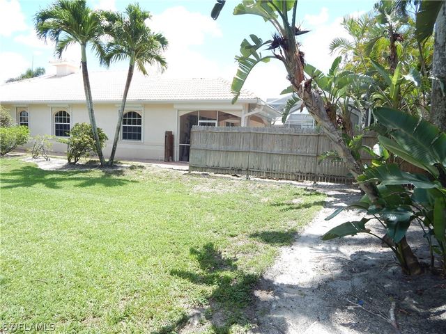 770 105th AVE N, Naples, FL 34108